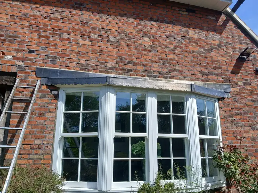 New code 5 lead bay roof with scalloped lead apron in Upminster, Essex
